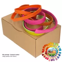 Lanière en cuir graissé Paquet Mix 50-100cm (200g) Lanière en cuir graissé Paquet Mix 50-100cm (200g)